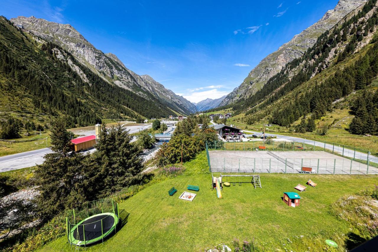 Hotel Gletscherblick Sankt Leonhard im Pitztal Buitenkant foto